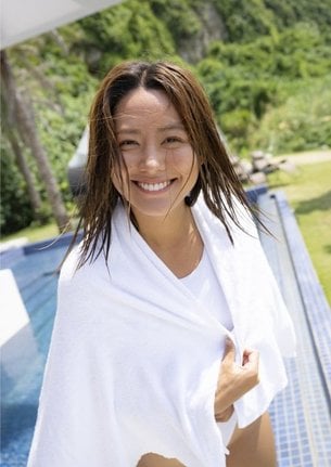 白波瀬海来フォトエッセイ『Kai - La 〜海からの贈り物〜』