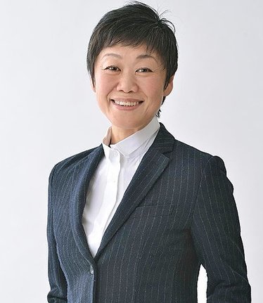 山本　洋子氏