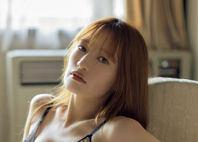 11日発売『FRIDAY』に登場する中田花奈