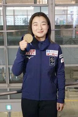 V3坂本「すごい大偉業」 世界フィギュアから帰国 山陰中央新報デジタル