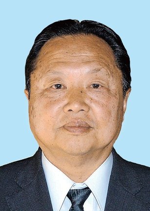 神　英雄さん