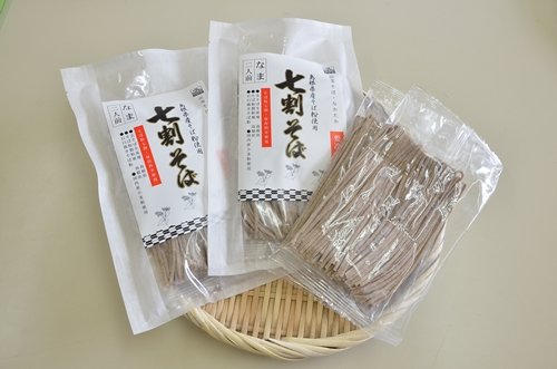 「家庭でそば屋のそばを」をコンセプトにしたなかたかの七割そば