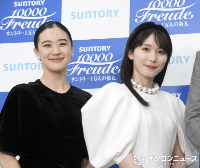 『サントリー1万人の第九』に出演した(左から)蒼井優、松岡茉優 (C)ORICON NewS inc.