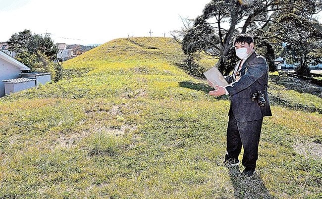 石見最大の古墳、スクモ塚古墳＝益田市久城町