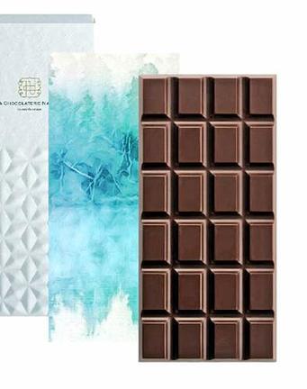 バッチＮｏ４７は、マダガスカル産カカオ豆６５％のダークチョコレート。山葡萄のジャムのような、しっかりした甘味の中にほどよい酸味と爽やかな苦味が混じる（ホームページより）