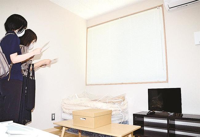 宿泊療養施設内の個室=松江市北陵町