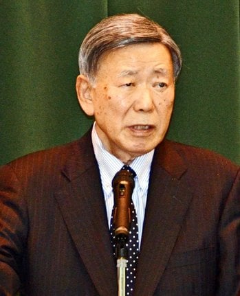 岩國哲人氏
