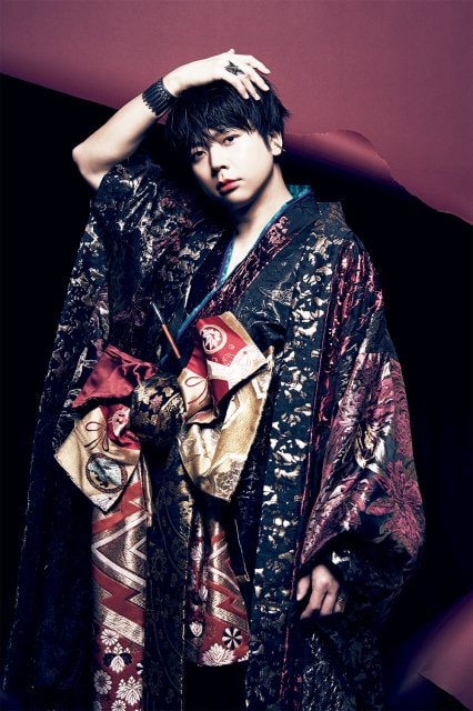 装苑 MFBB 1〜44 増田ガイドFashion 1〜12 増田貴久 連載 NEWS増田貴久、最新ツアー全衣装を自身で徹底解説 『装苑』だけの特別