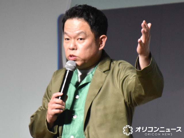 報道陣にウケず泣き落としも失敗したダイアン・津田篤宏 (C)ORICON NewS inc.