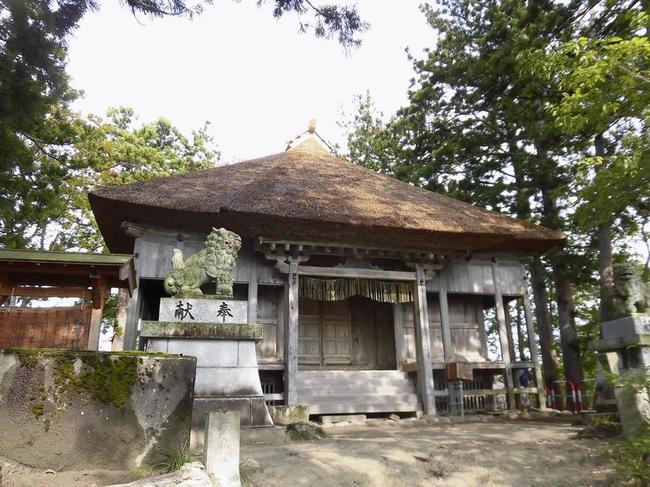 麻織物の神として奴奈川姫を祭る重要文化財の松苧神社＝新潟県十日町市(資料)