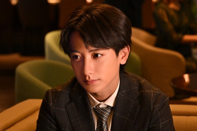 ドラマストリーム『スクープのたまご』に出演する小西詠斗（C）「スクープのたまご」製作委員会