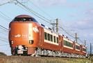 ＪＲ山陰線を走る特急やくも新型車両２７３系＝松江市東出雲町下意東