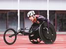 男子１００㍍（脳性まひＴ３３）　スタートする安野祐平＝国立競技場