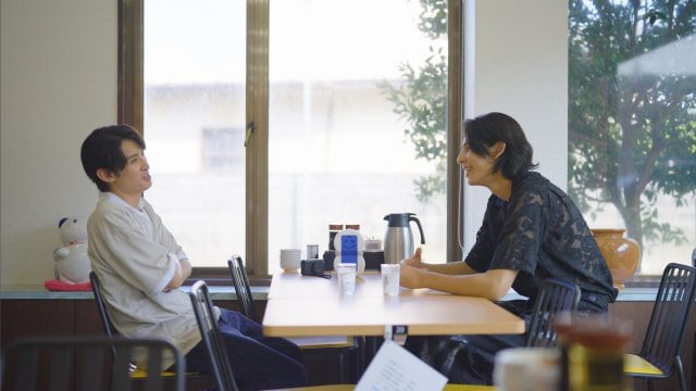 28日放送『旅するSnow Man』に出演するSnow Man（左から）向井康二、ラウール （C）日本テレビ