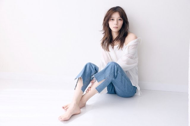 芳根京子が自身初となるカレンダー『芳根京子カレンダー2026』を発売　（ワニブックス／撮影：伊藤彰紀）
