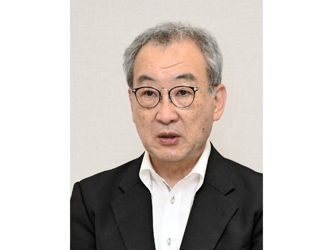 山本　浩氏