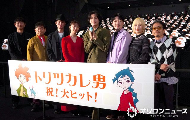 映画『トリツカレ男』初日舞台あいさつに登壇した(左から)高橋渉監督、山本高広、柿澤勇人、上白石萌歌、佐野晶哉、Awesome City Club(C)ORICON NewS inc.