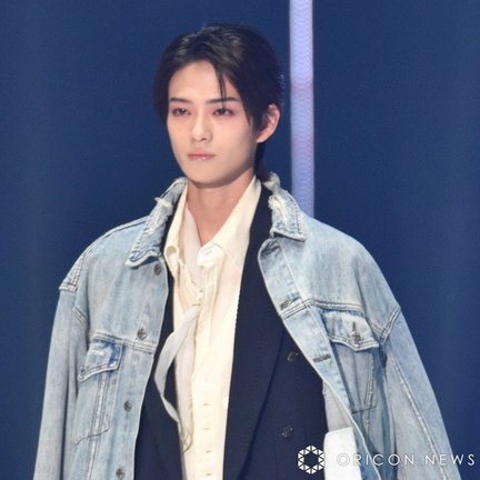 『第41回 マイナビ 東京ガールズコレクション 2025 AUTUMN／WINTER』に出演した岩瀬洋志 （C）ORICON NewS inc.