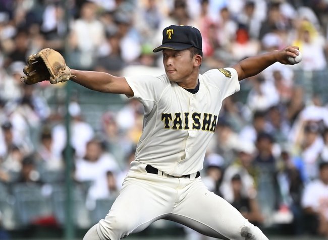 昨夏の甲子園で大社のベスト８入りの原動力になった馬庭優太投手＝２０２４年８月１７日
