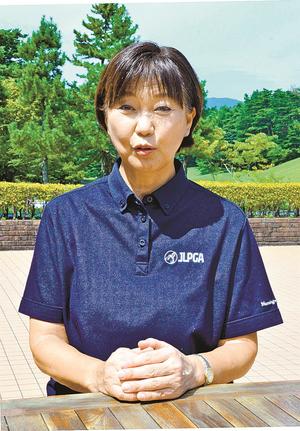 大会を振り返る小林浩美会長＝大山平原ゴルフクラブ