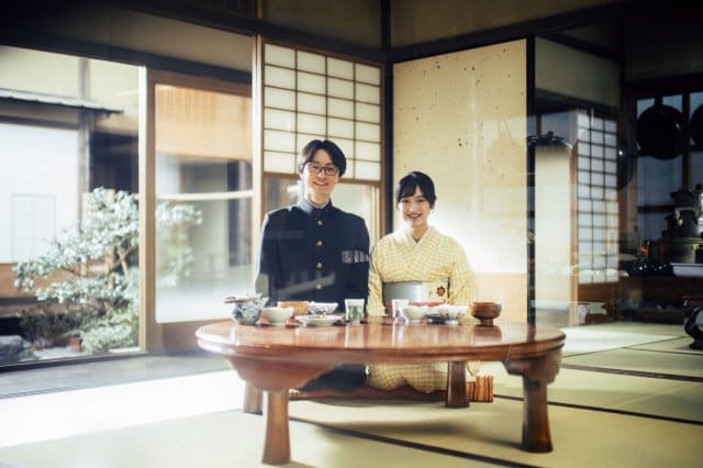連続ドラマＷ-30『ながたんと青と -いちかの料理帖-2』に出演する（左から）作間龍斗、門脇麦