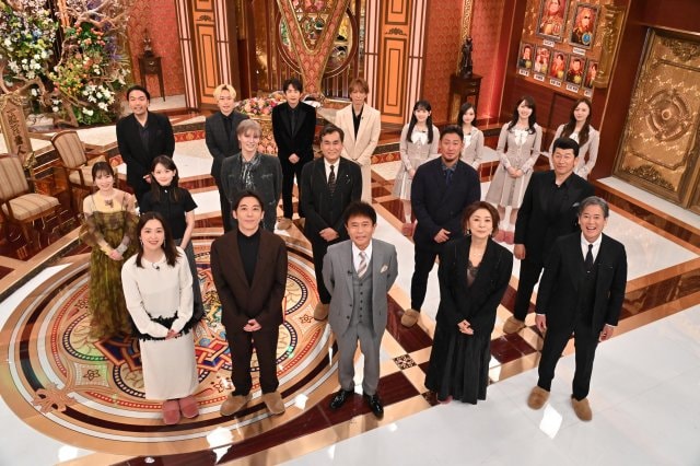『芸能人格付けチェックBASIC 春の3時間半スペシャル』集合写真(C)ABCテレビ
