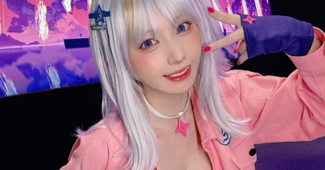 コスプレで出演したえなこ（写真は＠enakorinより）