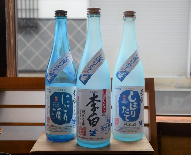 李白酒造が販売している新酒＝松江市石橋町、李白酒造