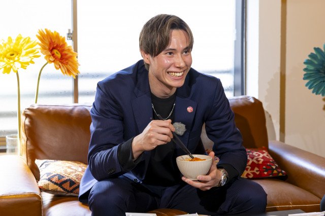 28日放送『見取り図の人生最後の朝昼晩餐ツアー』に登場する高橋藍(C)カンテレ