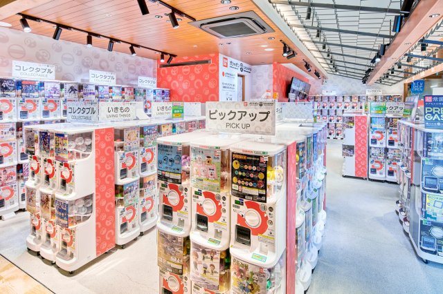 ガシャポンバンダイオフィシャルショップ東京ソラマチ店(C)BANDAI