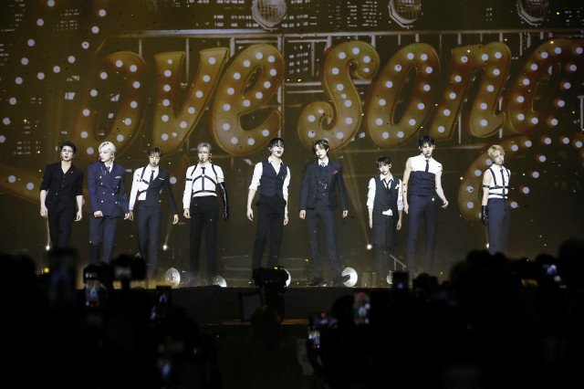 『2026 Weverse Con Festival』に出演した&TEAM(C)2026 Weverse Con Festival