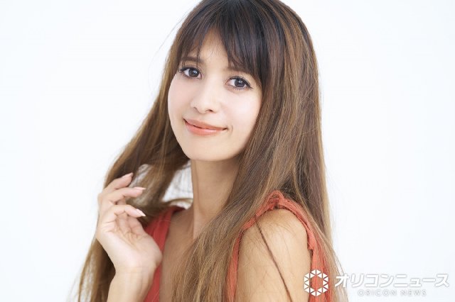 吉川ひなの photo:飯岡拓也(C)oricon ME inc.