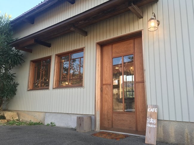 ビーガンの料理やスイーツを販売するカフェ「玄（はる）」＝出雲市大塚町