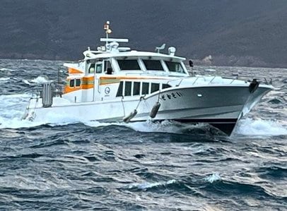 つきの船 速報】内航船が浅瀬に乗り上げ、乗客がけが 一部が浸水 | 山陰中央新報