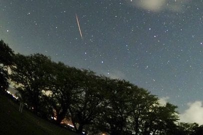 ペルセウス座流星群 2024年の夏、見頃のピークはいつ？ 2惑星の天体