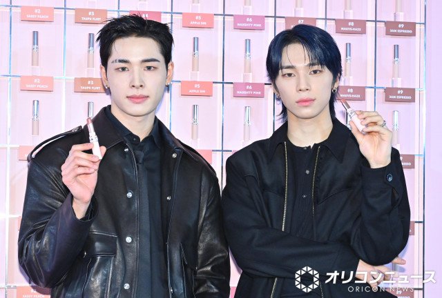 「YSL LOVENUDE HOTEL TOKYO SECRET CHECK-IN」レセプション記者会見に登場したNEXZ(左から)HARU、SO GEON (C)ORICON NewS inc.