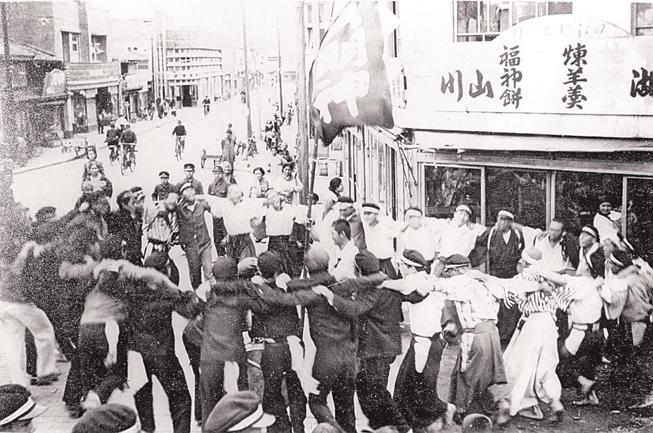 開校100年記念 後輩・島大合唱団 旧制松江高寮歌 高らかに再現