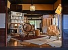 築１３０年の古民家を改装した笠木真衣さんの工房＝大田市山口町