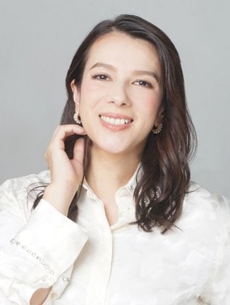 マリア・テレサ・ガウ、第1子女児出産を報告
