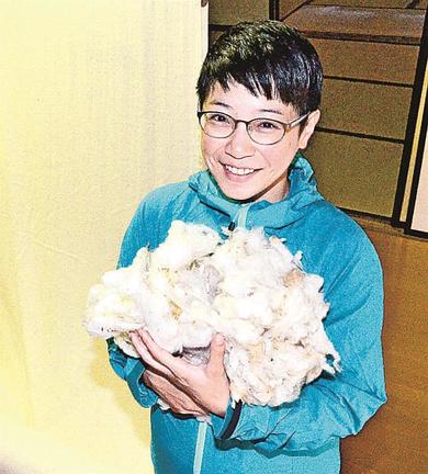 大賞に選ばれた笠木真衣さん＝２０２０年１１月、大田市山口町
