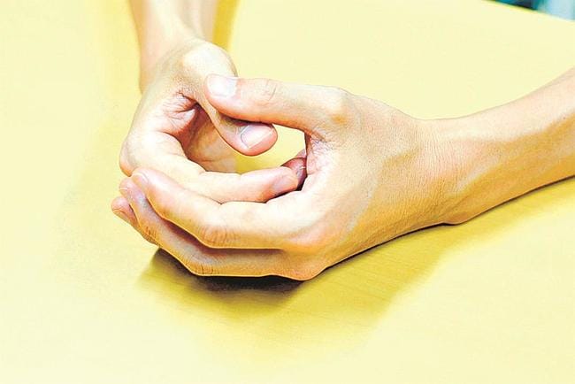 逮捕された時のことを振り返るＳさん＝松江市内