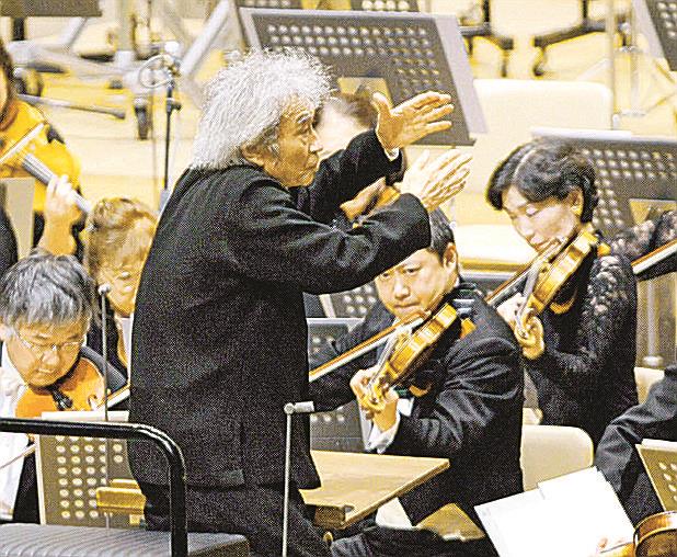 論説 小澤征爾さん死去 名指揮者の生涯を糧に | 山陰中央新報デジタル