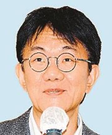 飯間浩明氏