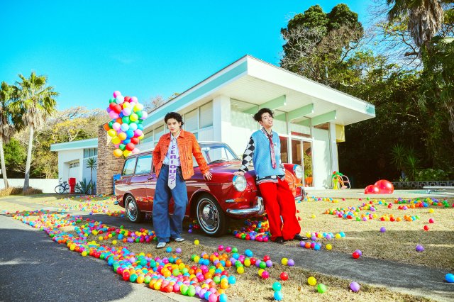 (左から)ISSEI、SKRYU