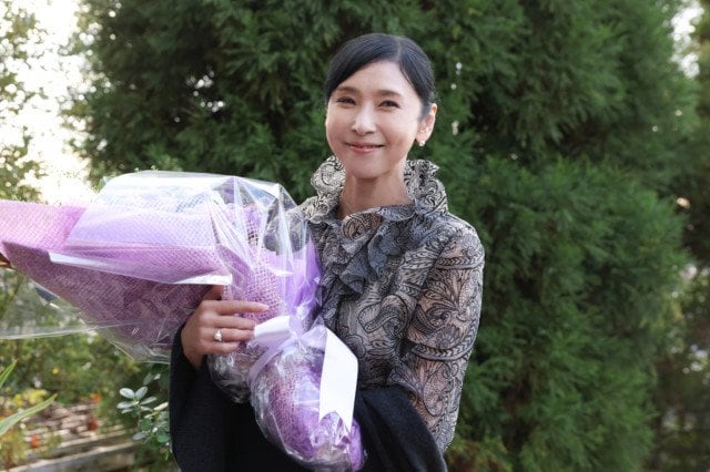 『ザ・ロイヤルファミリー』クランクアップ現場より(C)TBSスパークル/TBS