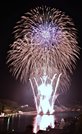知夫漁港から打ち上がる花火＝２３日夜、島根県知夫村（多重露光）