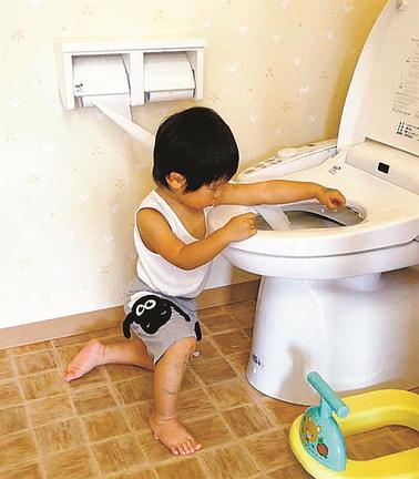 「トイレとトイレットペーパーの研究」