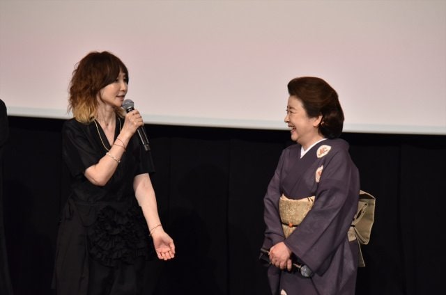 映画『FUJIKO』 公開記念舞台あいさつに登壇した(左から)YOU、岸本加世子