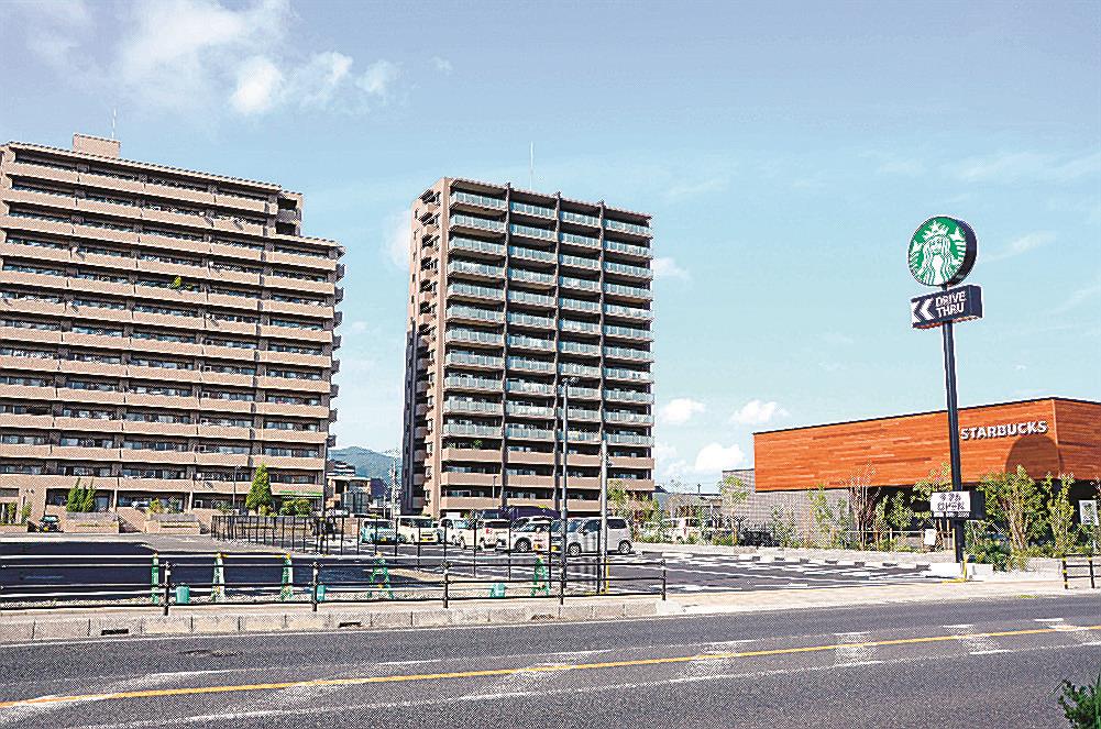 山陰中央新報社「出雲プロジェクト」1期完成 26日スターバックス