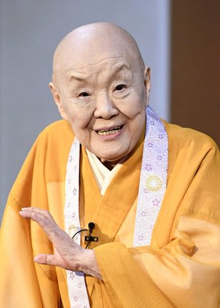 法話する瀬戸内寂聴さん＝２０１８年６月